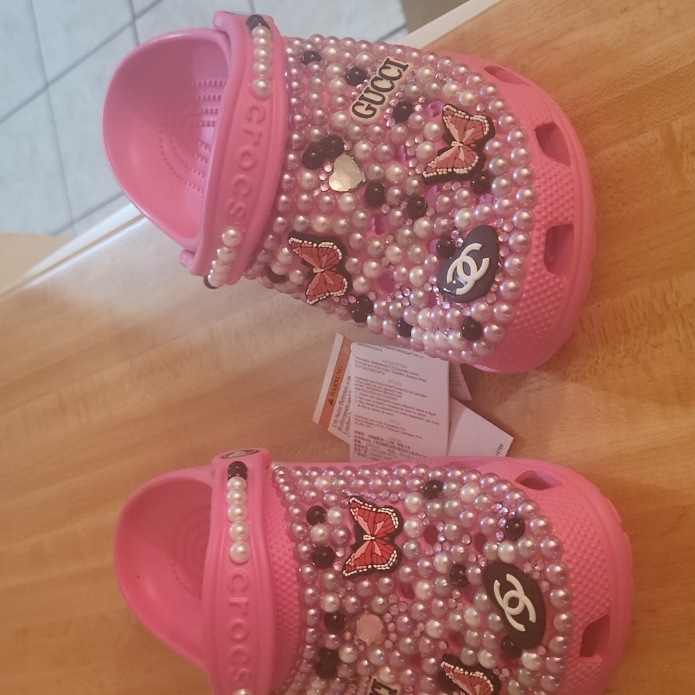 Crocs - Picture 3 of 5